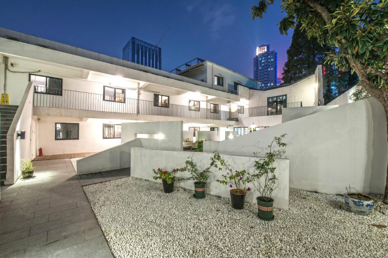 Hidden Garden International Youth Hostel -Near Oriental Pearl &Lujiazui -Garden Social Area -Bar -Cafe -Free Laundry Luggage Storage -24H Front Desk -English Service Shanghai Buitenkant foto